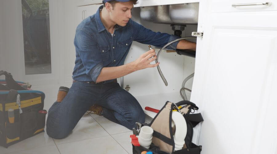 Professional Leak Detection Services in Roxbury, KS